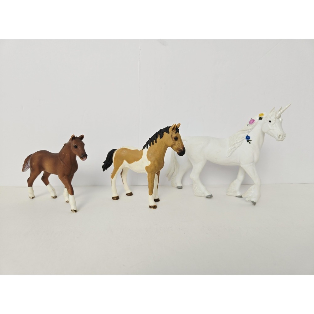 Schleich horse lot retired chestnut paint Safari unicorn